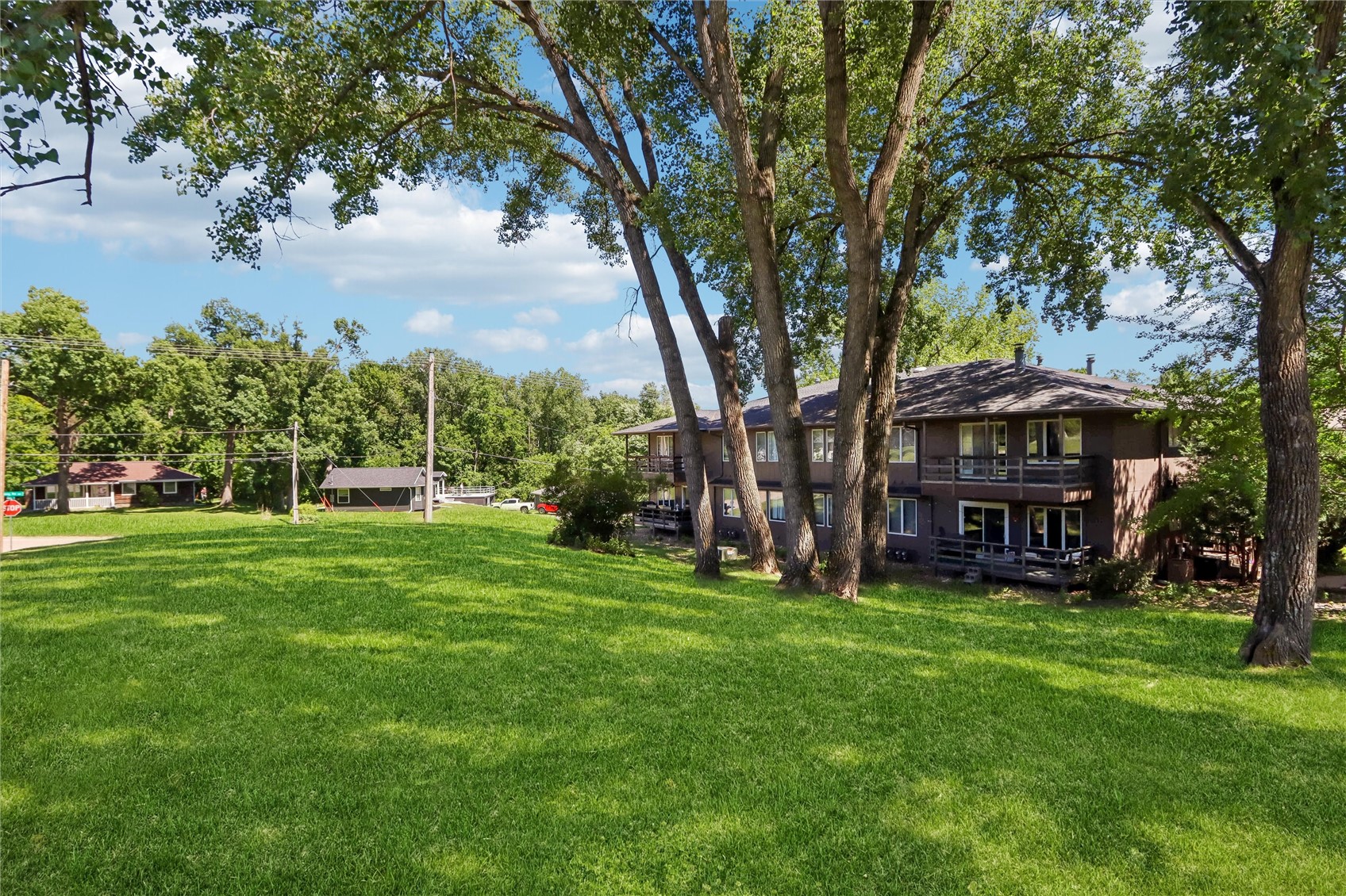 1716 Pikes Peak Court NE Cedar Rapids IA 52402