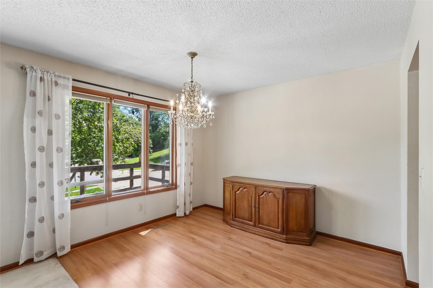 1716 Pikes Peak Court NE Cedar Rapids IA 52402