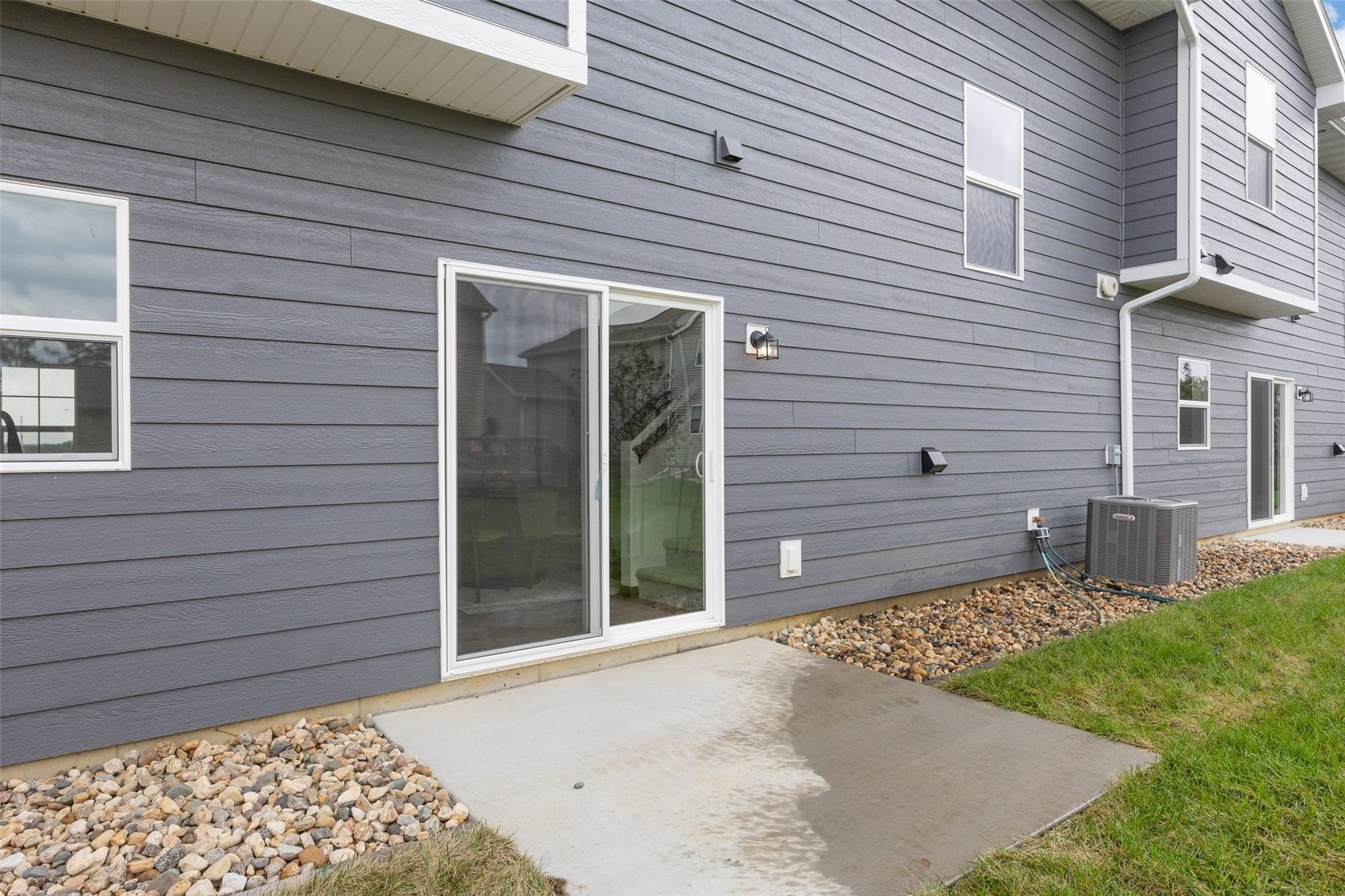 160 Bethany Loop SW Cedar Rapids IA 52404