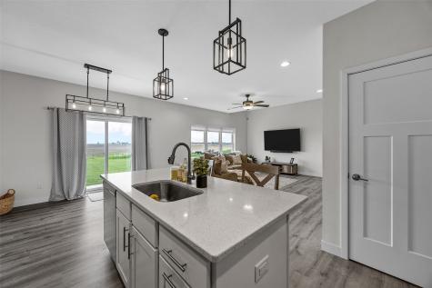 2411 Bluegrass Street Marion IA 52302