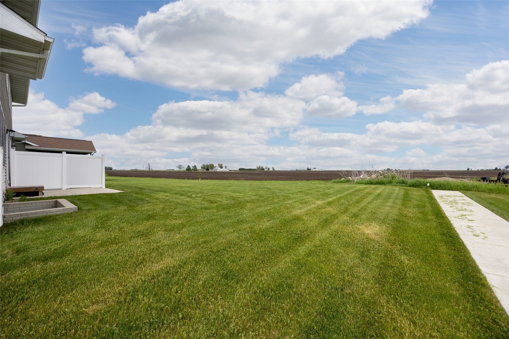 2411 Bluegrass Street Marion IA 52302