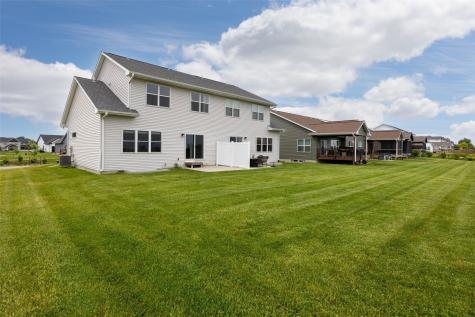 2411 Bluegrass Street Marion IA 52302