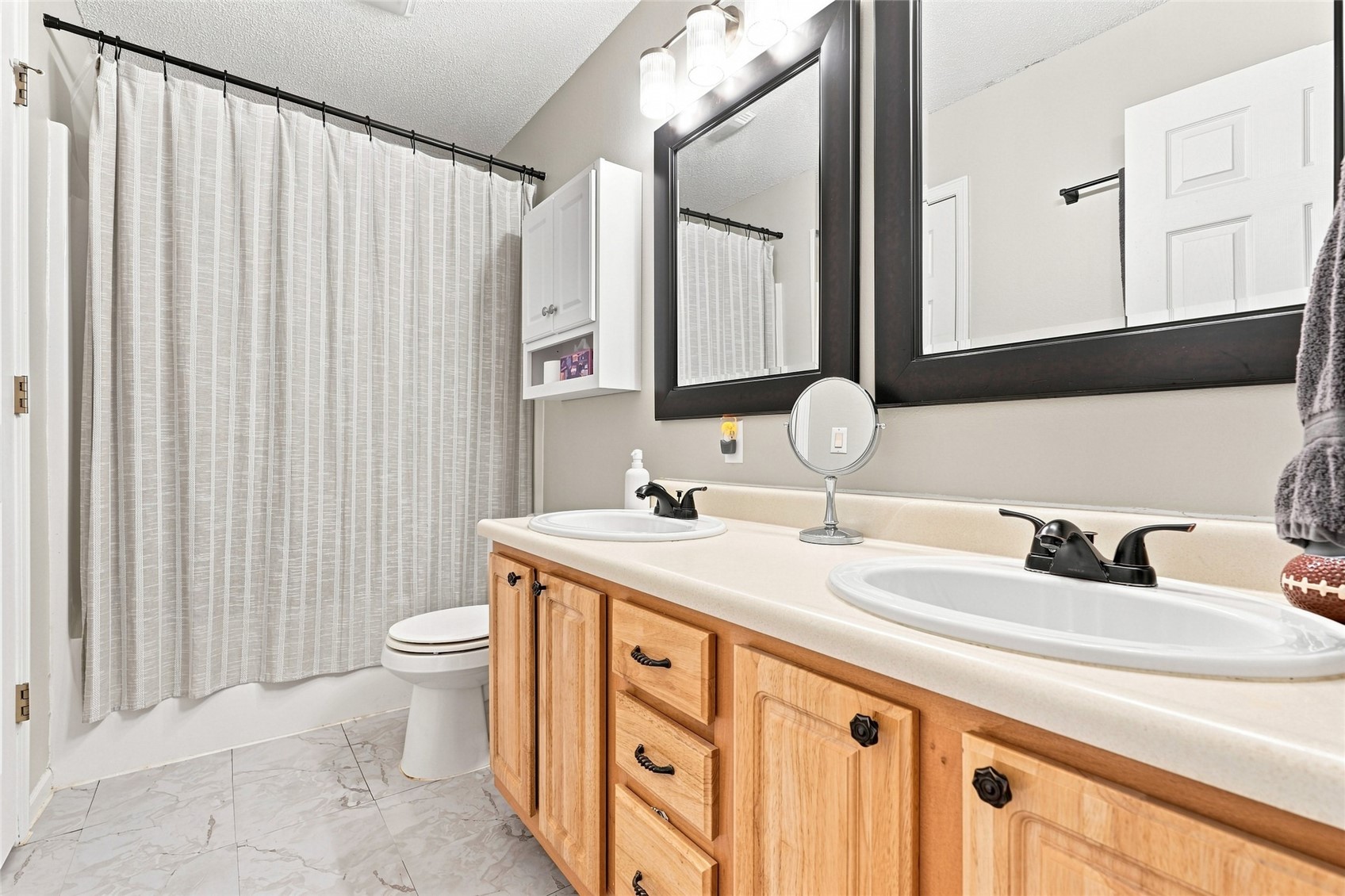 702 West Side Drive Iowa City IA 52246