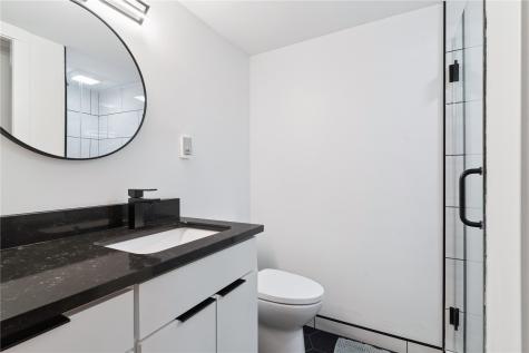 2222 1st Avenue NE Cedar Rapids IA 52402