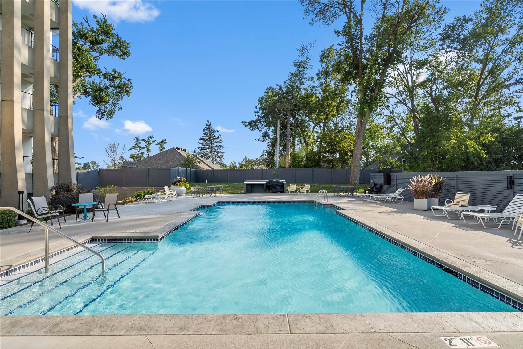 2222 1st Avenue NE Cedar Rapids IA 52402
