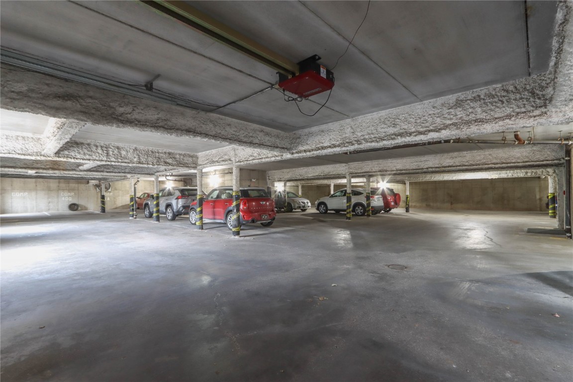 408 West Side Drive Iowa City IA 52246