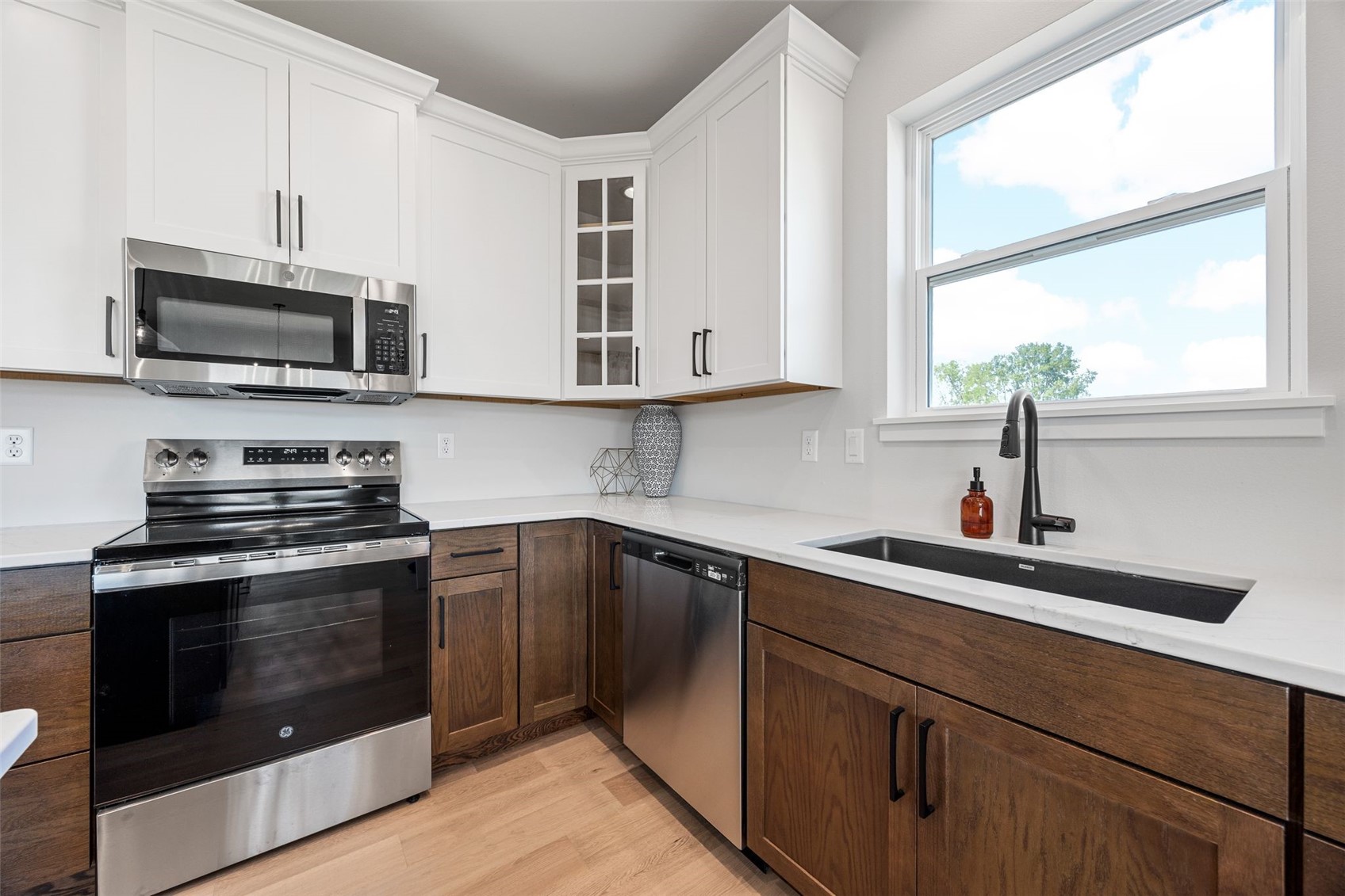 5638 Meadow Grass Circle SE Cedar Rapids IA 52403