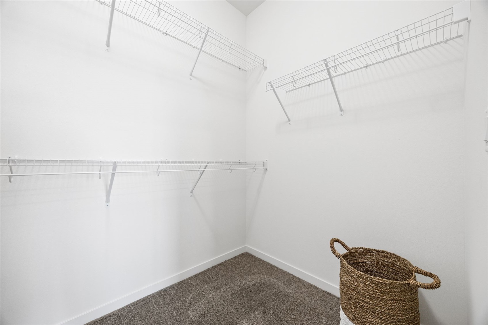 5638 Meadow Grass Circle SE Cedar Rapids IA 52403