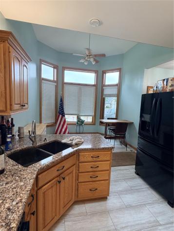 633 Tiffany Drive NE Cedar Rapids IA 52402