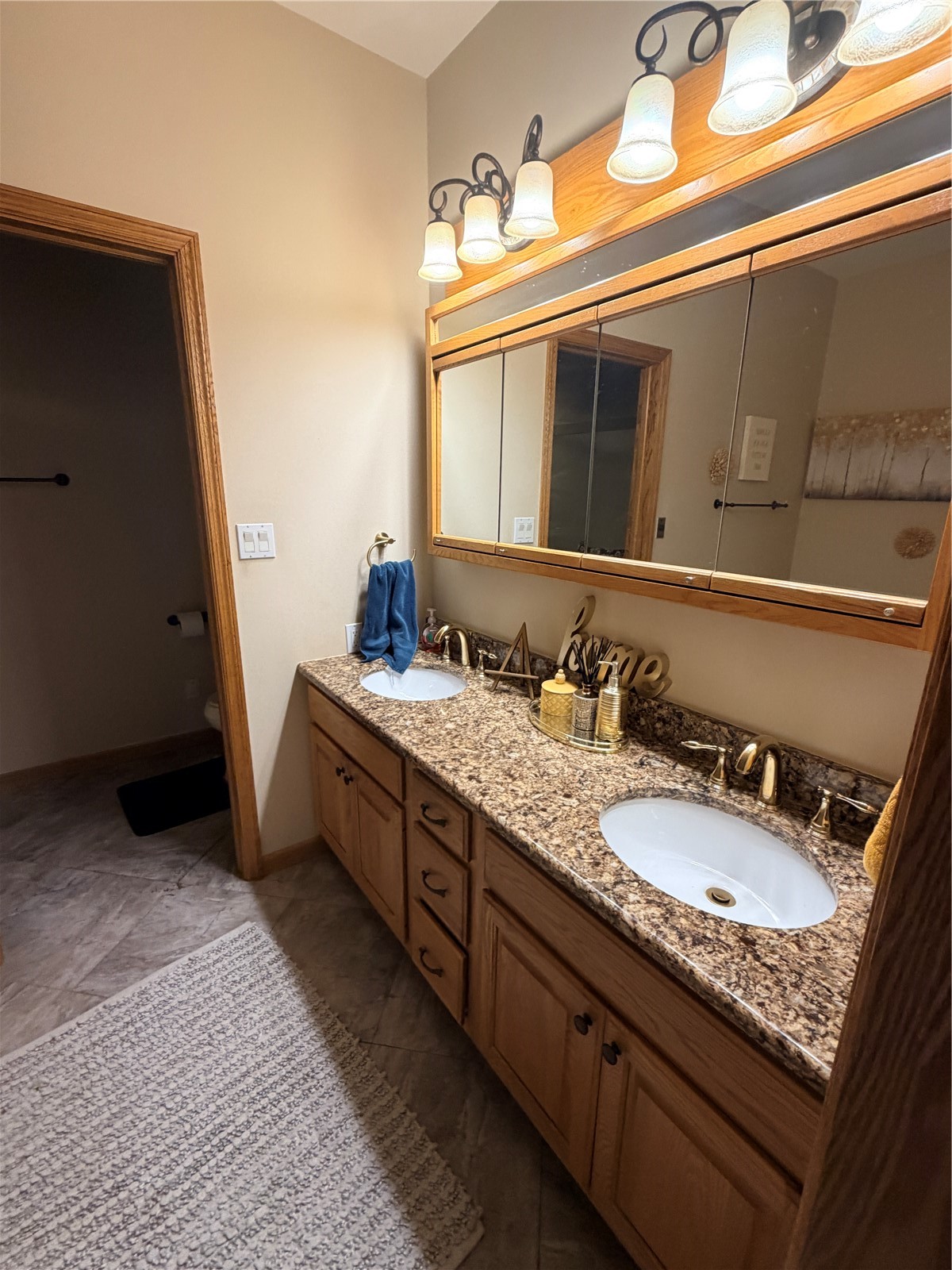 633 Tiffany Drive NE Cedar Rapids IA 52402