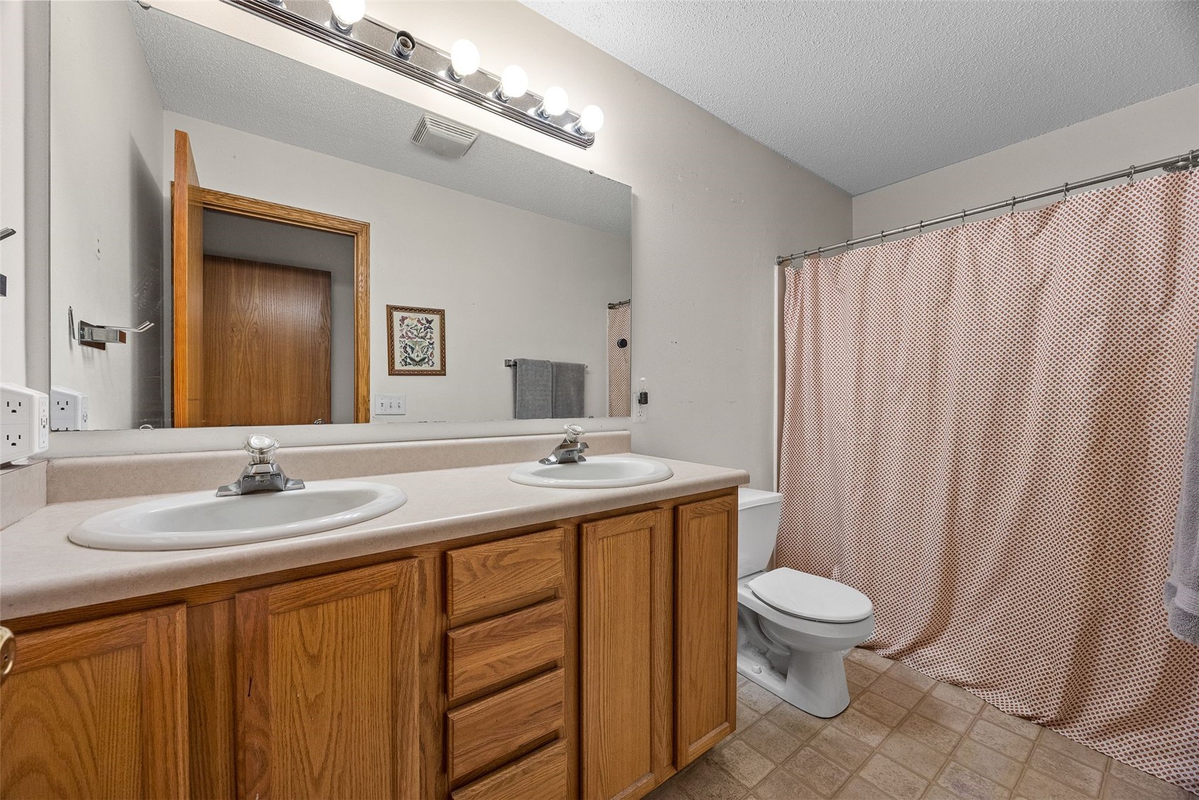 527 Penn Court North Liberty IA 52317