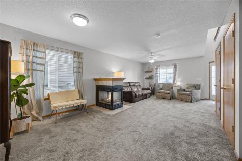 527 Penn Court North Liberty IA 52317