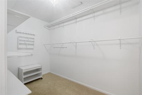2131 1st Avenue NE Cedar Rapids IA 52403