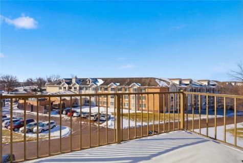 2131 1st Avenue NE Cedar Rapids IA 52403