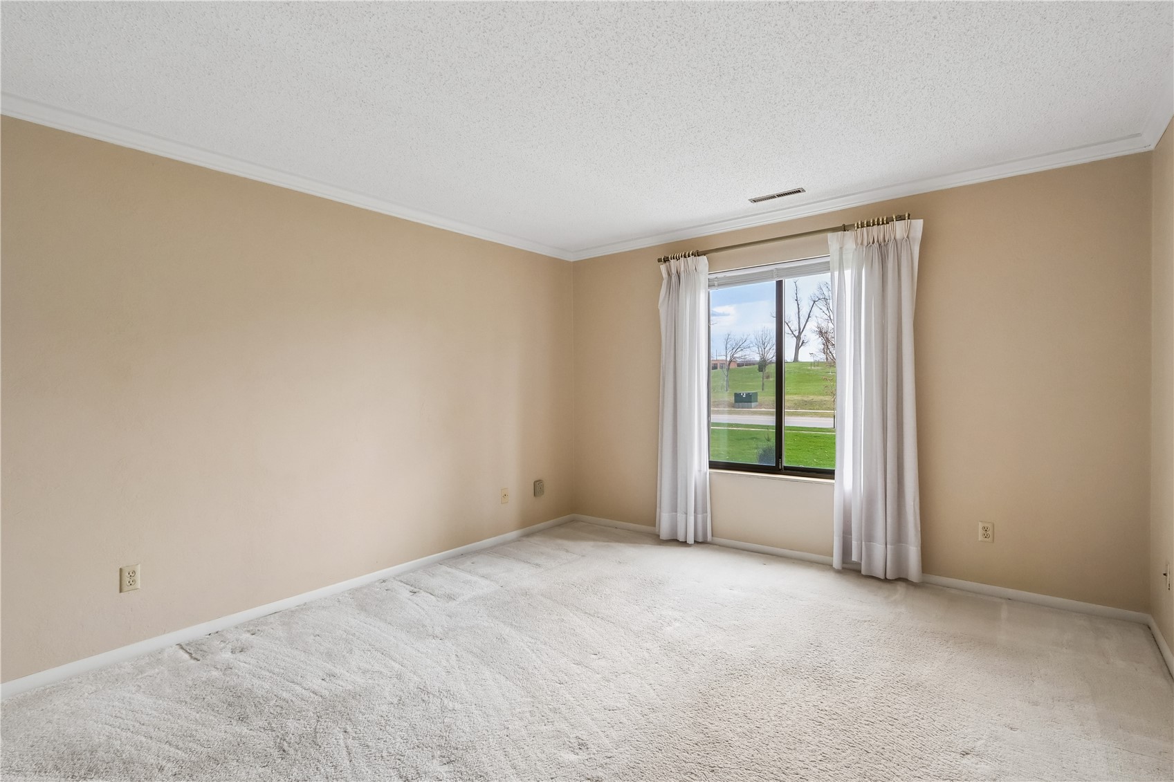 190 Cottage Grove Avenue SE Cedar Rapids IA 52403