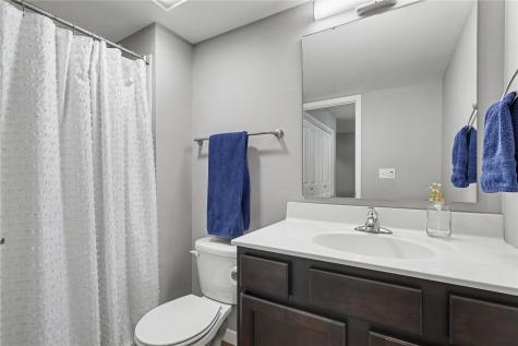 602 Riley Lane West Branch IA 52358