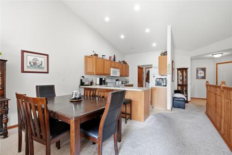 3642 Stoneview Circle SW Cedar Rapids IA 52404