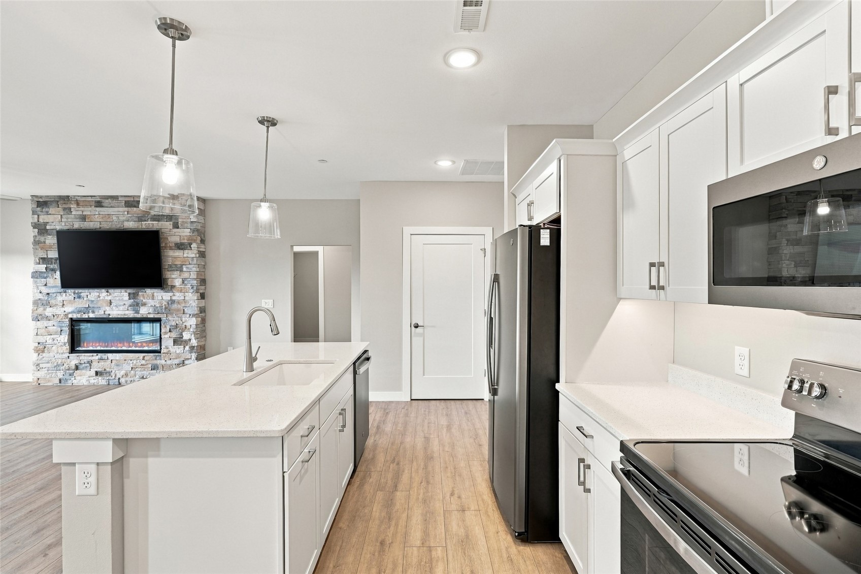 1920 Country Club Drive Coralville IA 52241