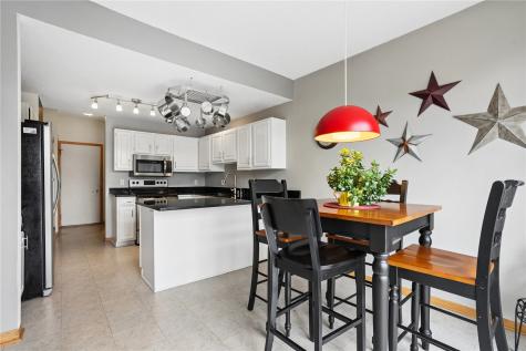 1342 Oxford Place Iowa City IA 52240