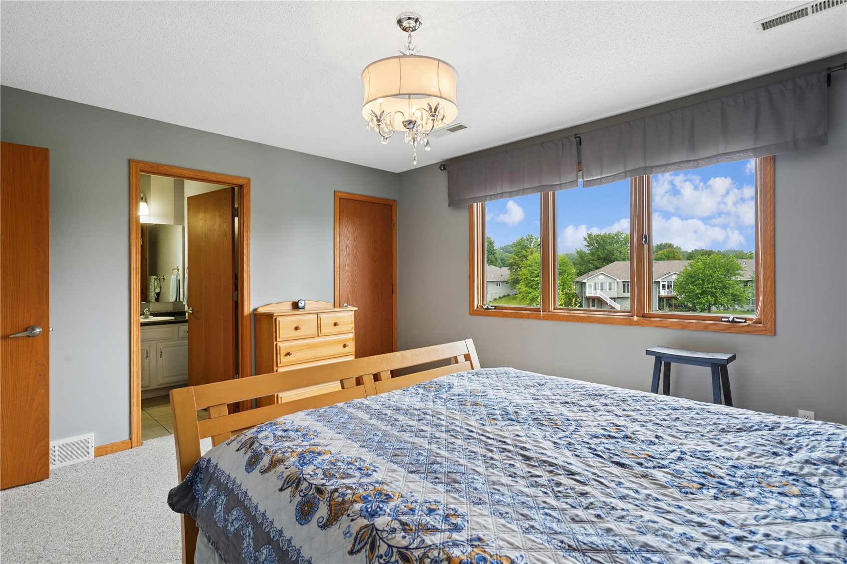 1342 Oxford Place Iowa City IA 52240