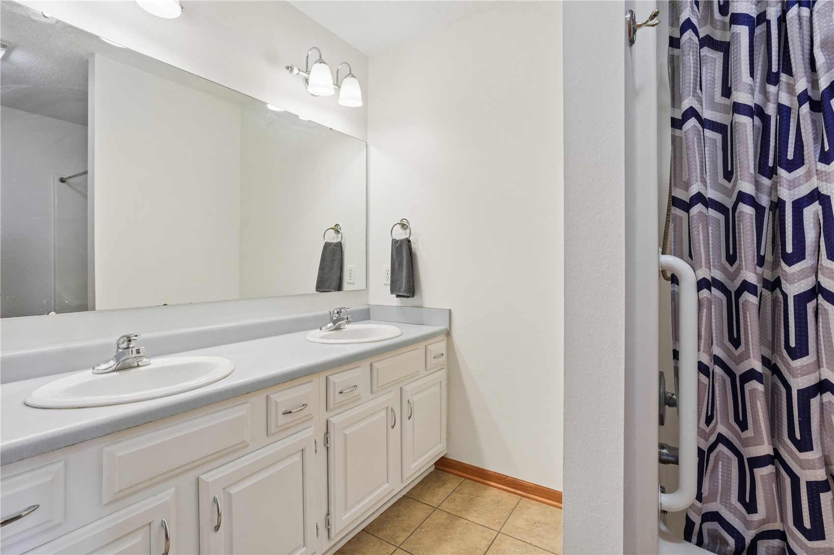 1342 Oxford Place Iowa City IA 52240