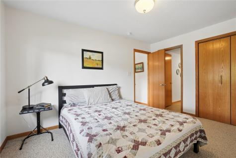 1342 Oxford Place Iowa City IA 52240
