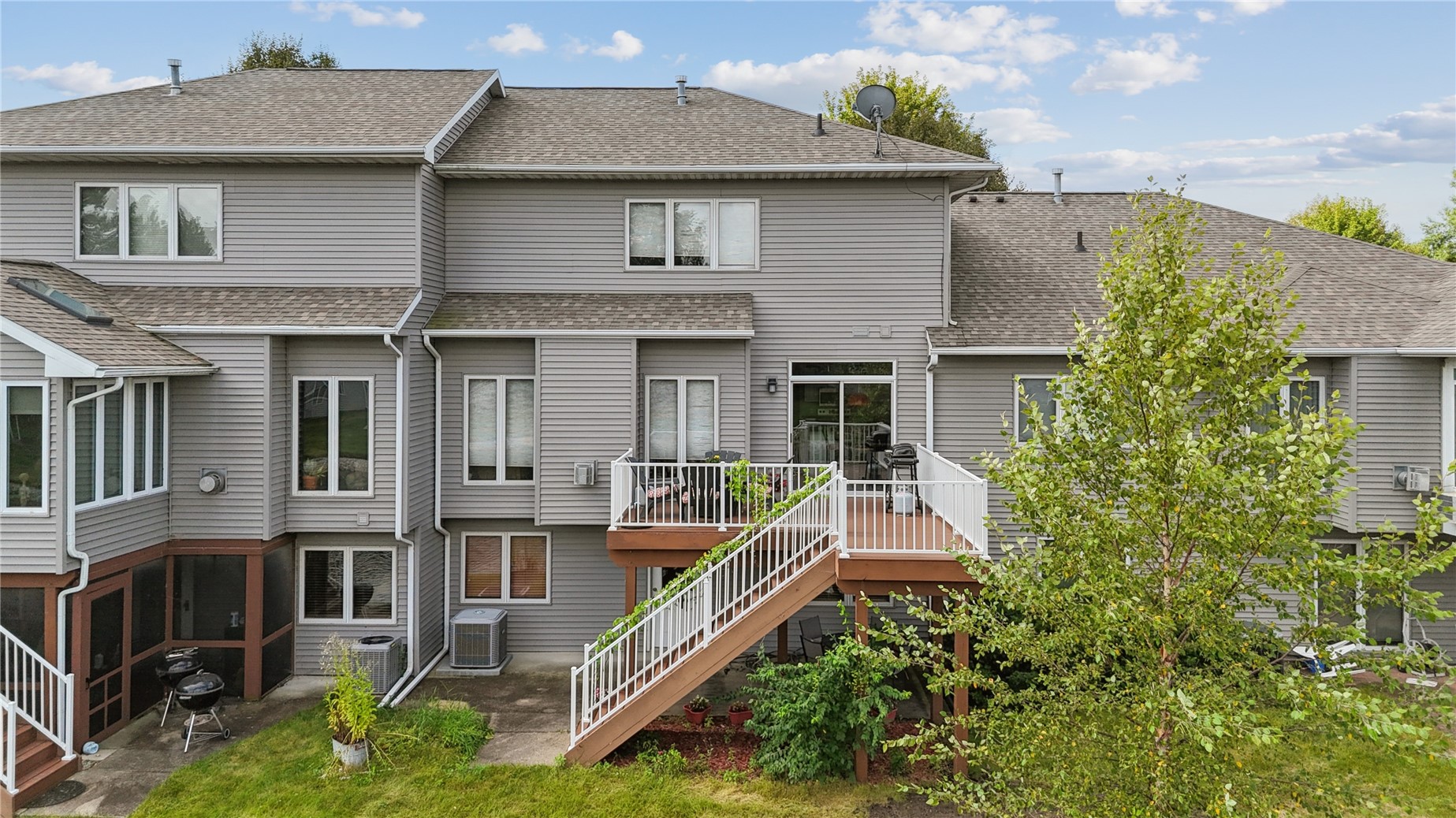 1342 Oxford Place Iowa City IA 52240