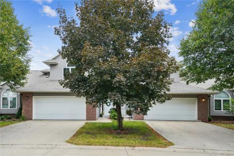 1342 Oxford Place Iowa City IA 52240