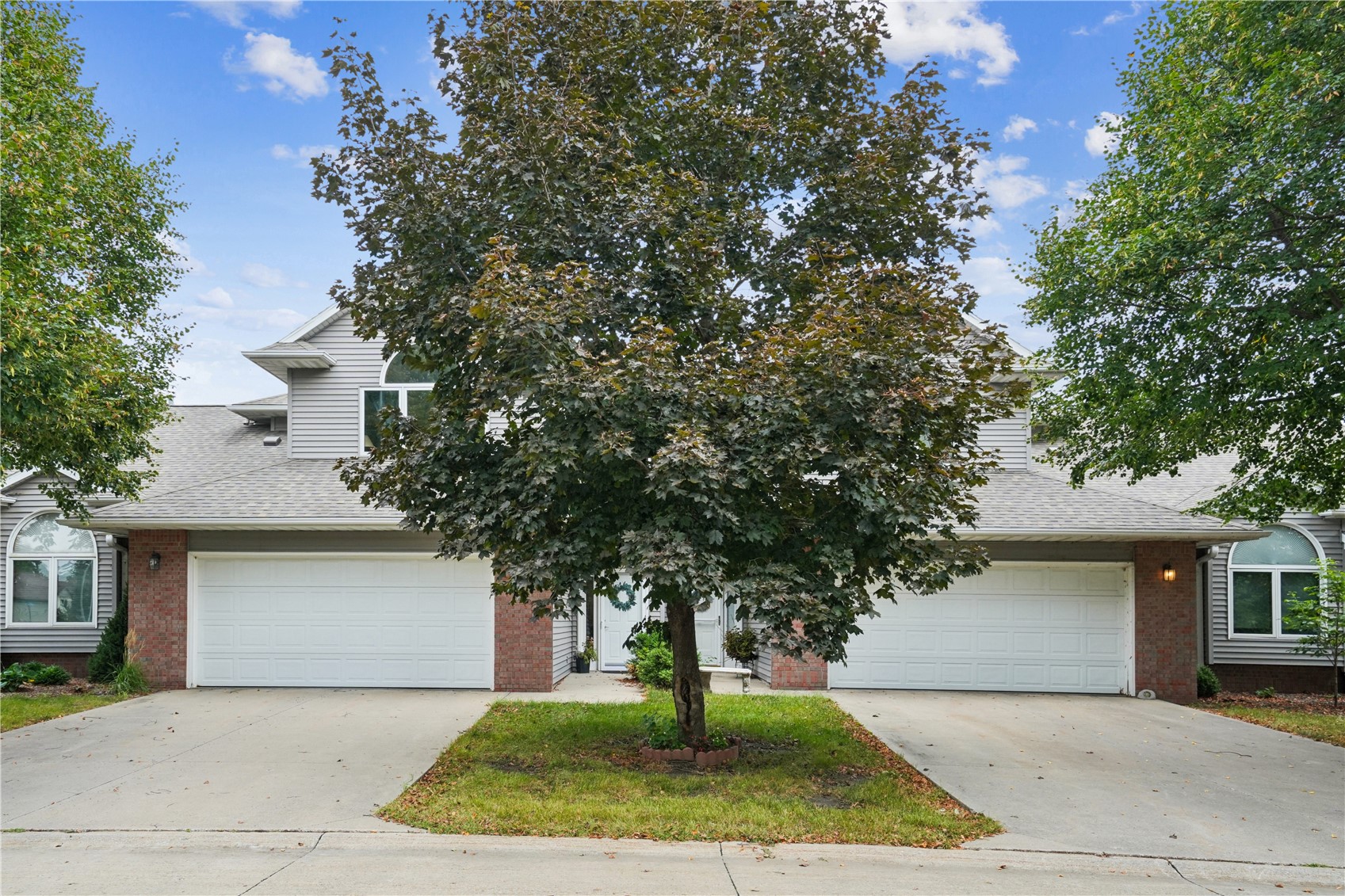 1342 Oxford Place Iowa City IA 52240