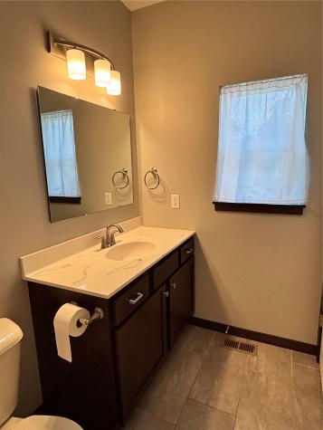 331 E Main Street Solon IA 52333