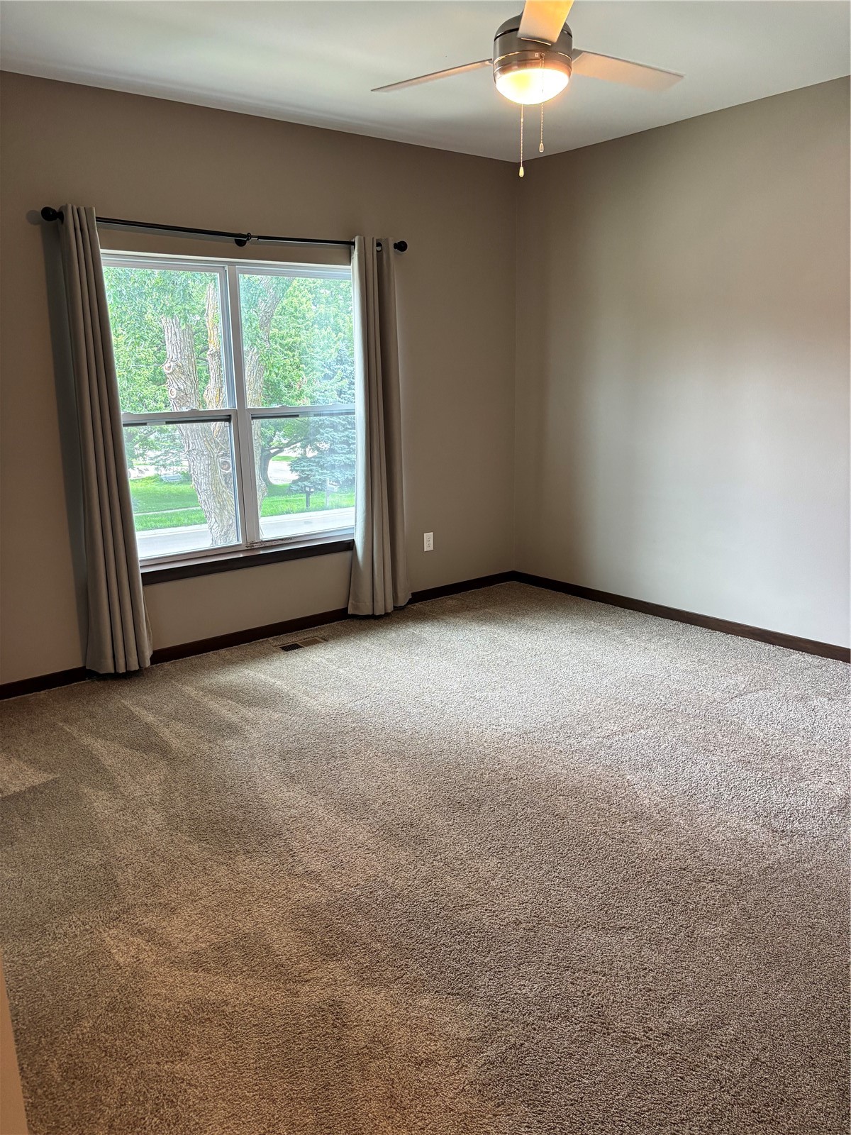 331 E Main Street Solon IA 52333