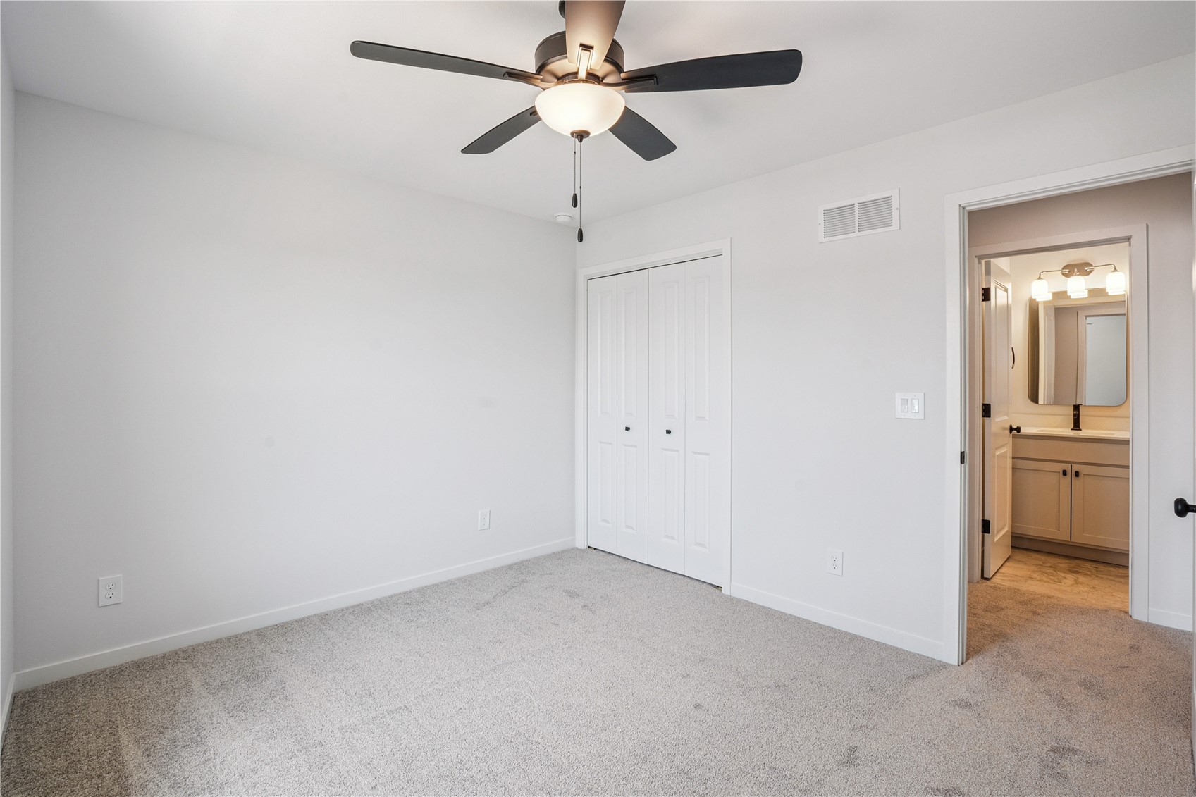 4462 Deer Creek Road Iowa City IA 52246