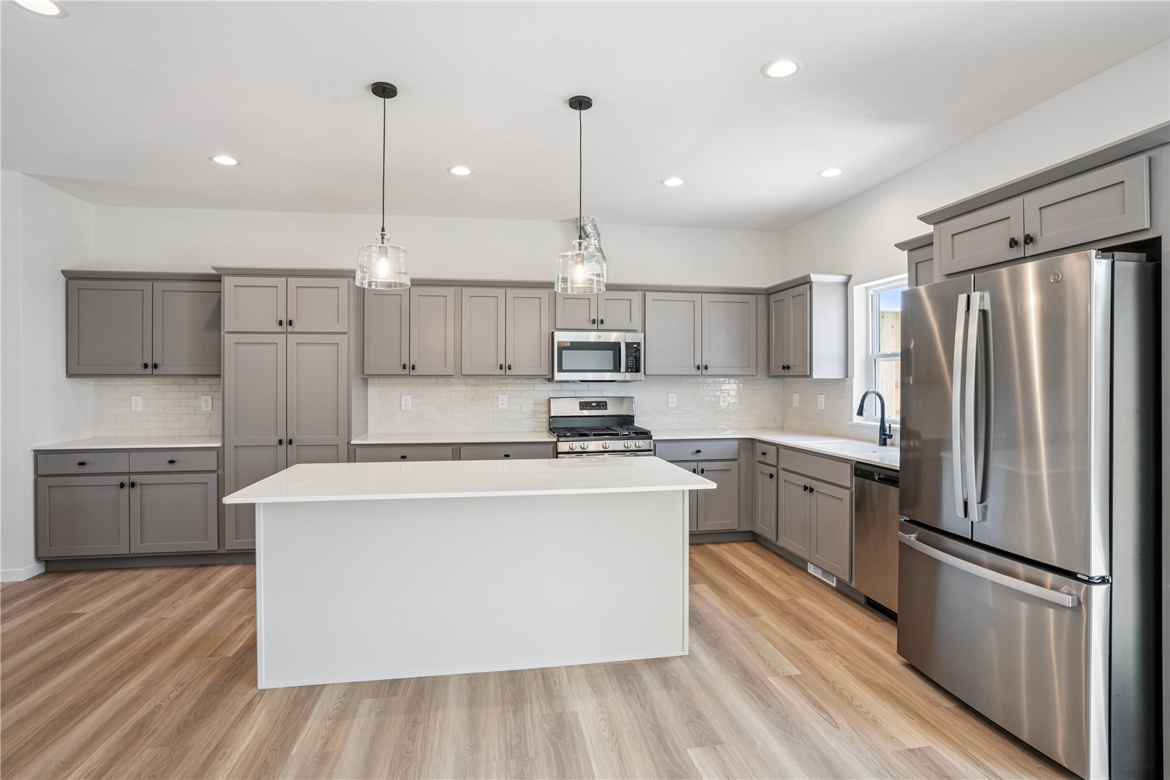 4462 Deer Creek Road Iowa City IA 52246