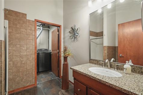 900 2nd Street #208 Cedar Rapids IA 52401