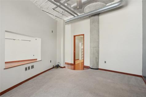 900 2nd Street #208 Cedar Rapids IA 52401