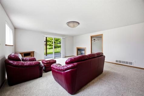 931 Willow Lane Lisbon IA 52253