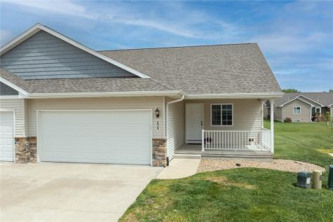 834 Crescent View Drive NE Cedar Rapids IA 52402