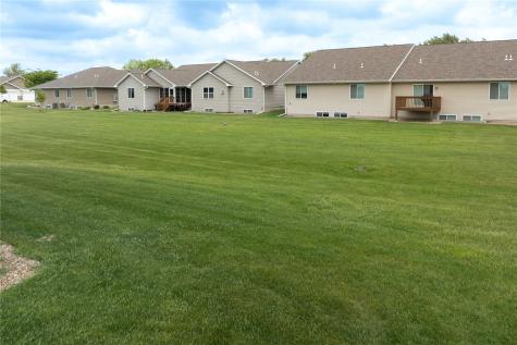 834 Crescent View Drive NE Cedar Rapids IA 52402