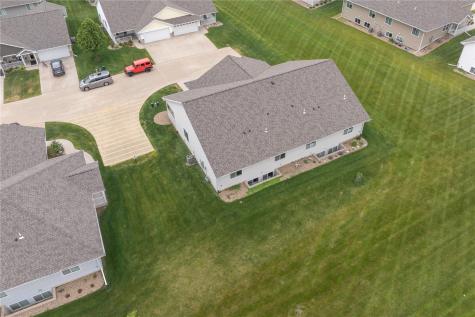 834 Crescent View Drive NE Cedar Rapids IA 52402