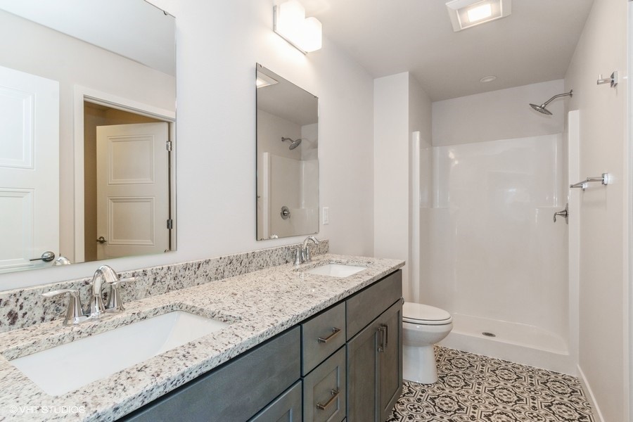 1095 Mary Lane North Liberty IA 52317