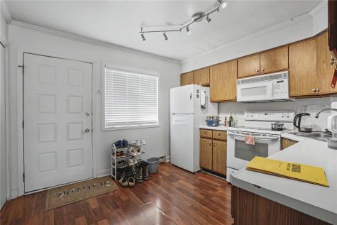 29 Valley Avenue Iowa City IA 52240
