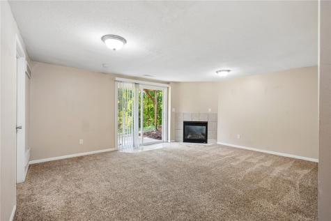 1409 Eastview Drive Coralville IA 52241