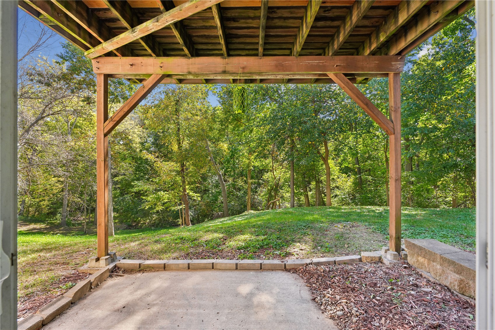 1409 Eastview Drive Coralville IA 52241