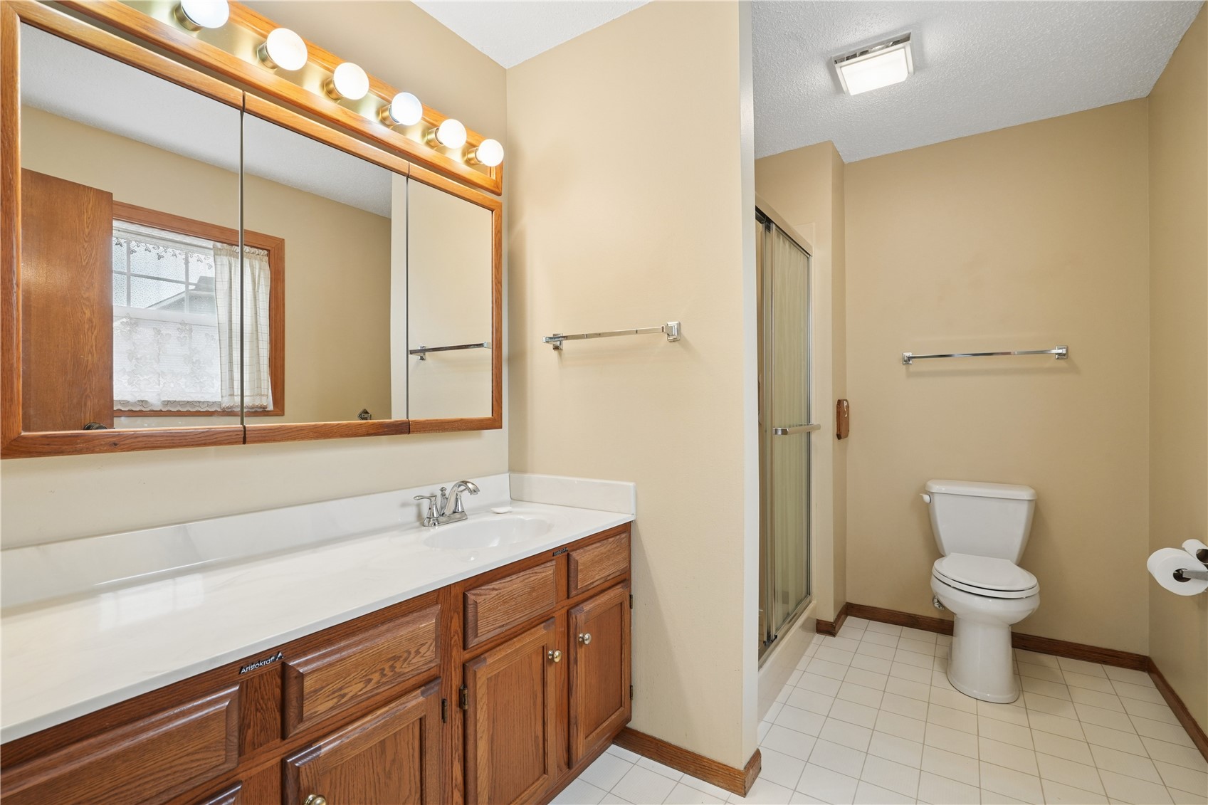 4320 Westchester Dr NE #B Cedar Rapids IA 52402
