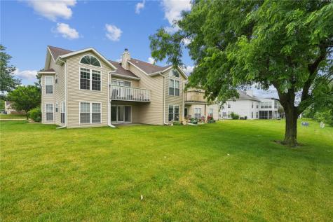 4320 Westchester Dr NE #B Cedar Rapids IA 52402