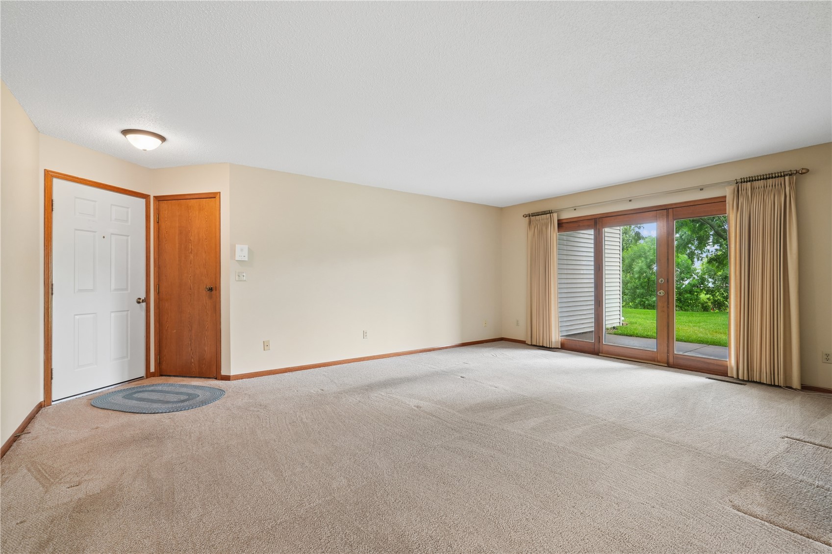 4320 Westchester Dr NE #B Cedar Rapids IA 52402