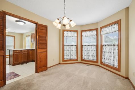4320 Westchester Dr NE #B Cedar Rapids IA 52402