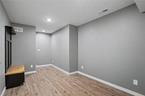 4713 Preston Lane Iowa City IA 52246