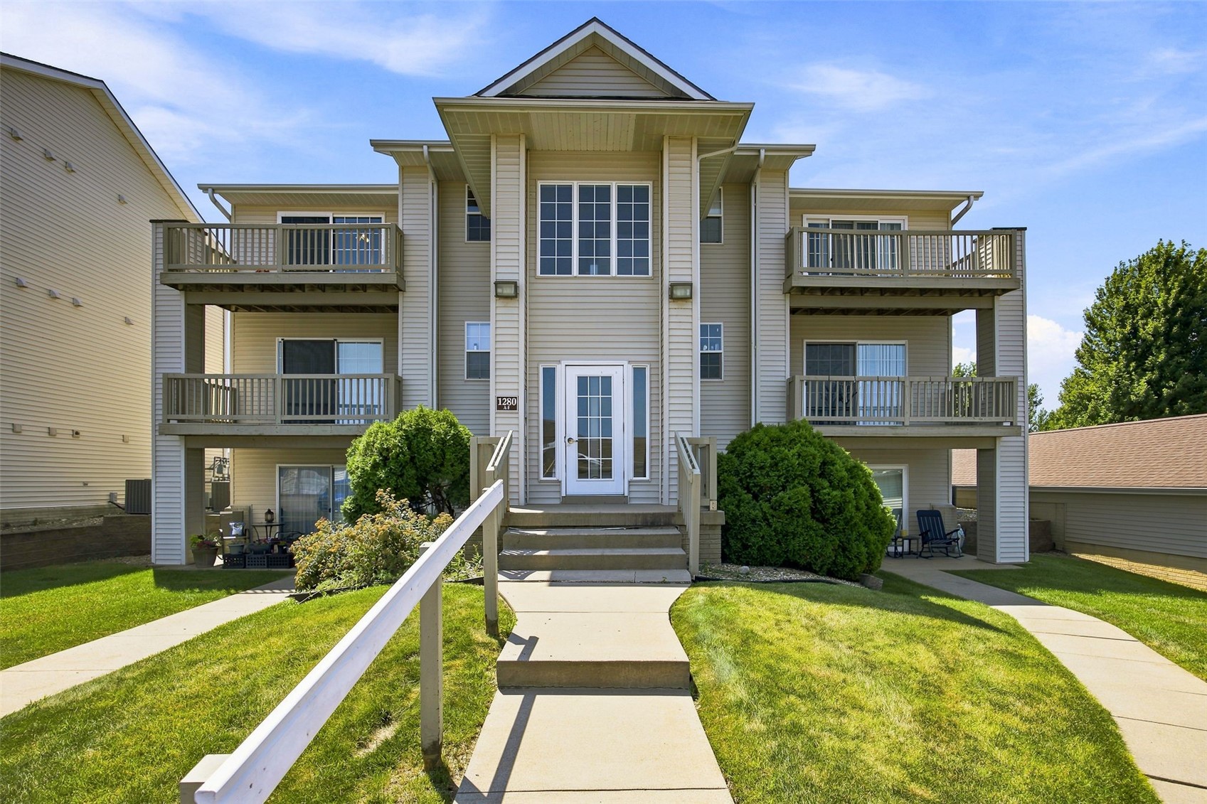 Marion IA, 1280 44TH Street, Unit E