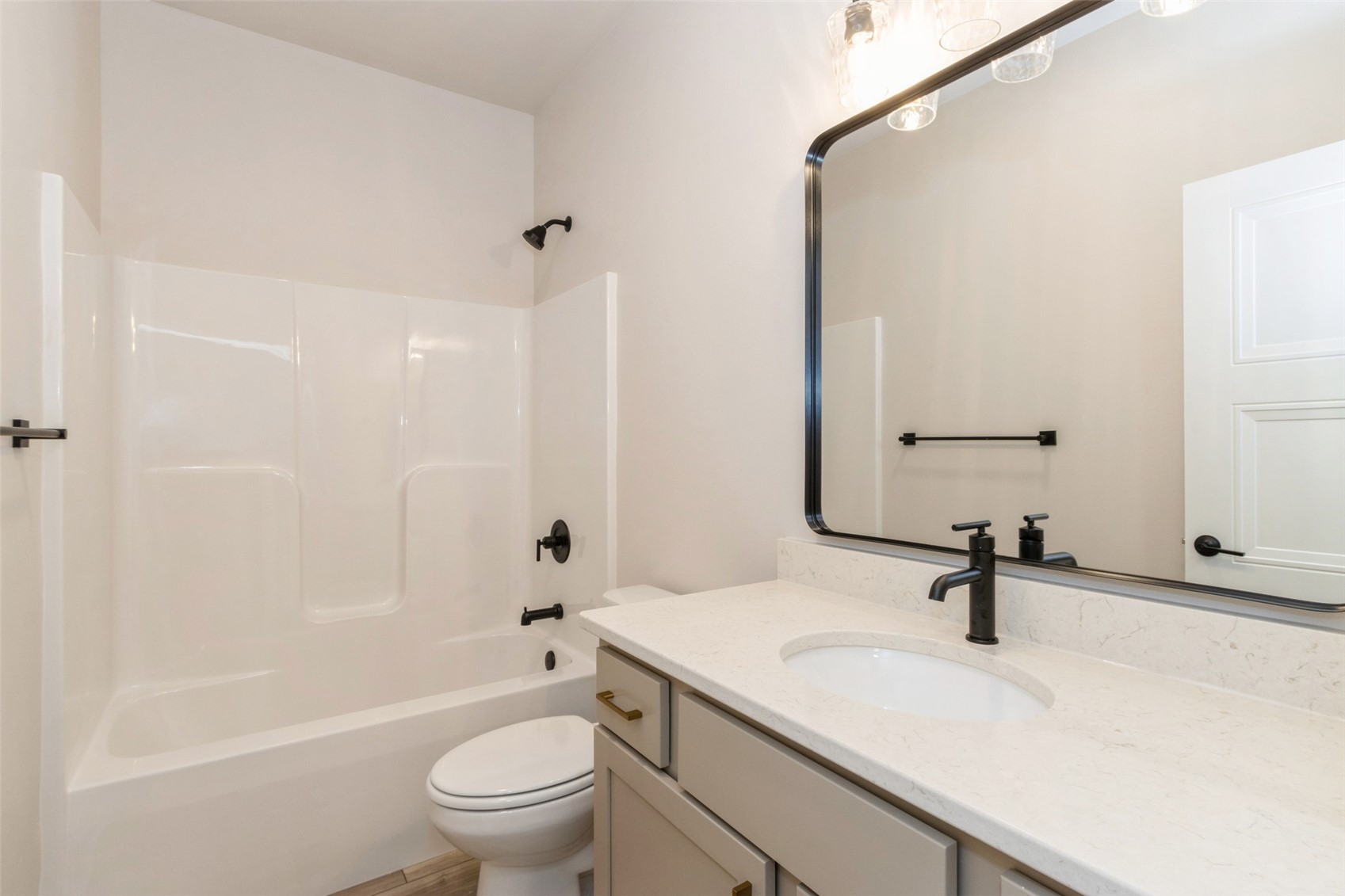 1044 Highland Trail Solon IA 52333